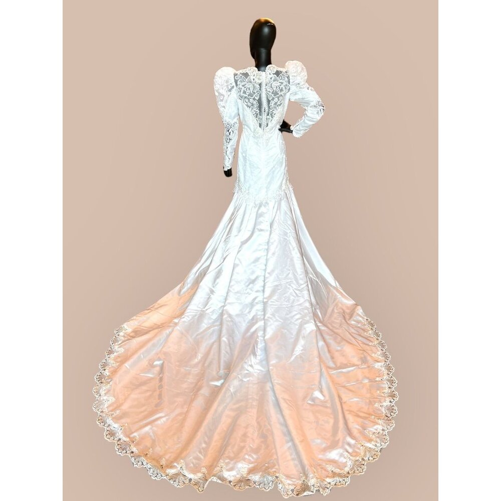 Vintage 90s Lace Sleeve High Neck Wedding Gown - Picture 6 of 8